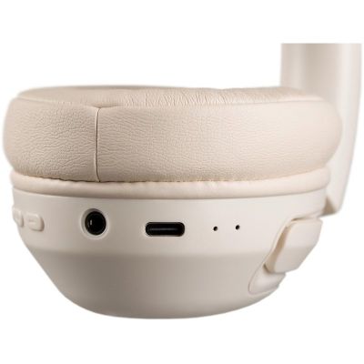 7. Defender Bluetooth Freemotion Over-Ear Headphones B475 ANC Beige 63475