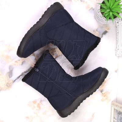 7. Insulated snow boots NEWS W EVE378C