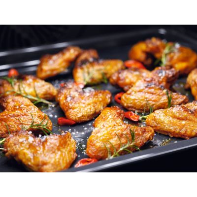 9. ELECTROLUX EOF3H00BX Oven