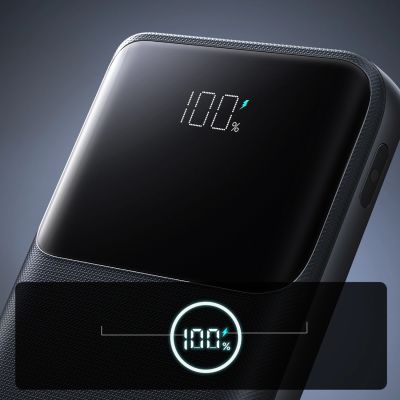 13. Joyroom JR-QP191 Star Series Mini 10000mAh 22.5W Powerbank with Digital Display - Black