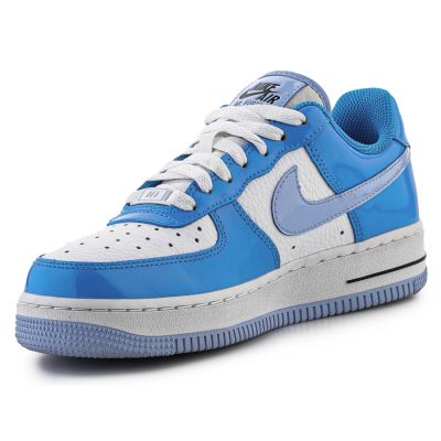 3. Nike Air Force 1 '07 Wmns FJ4801-400
