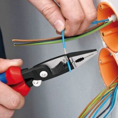 2. 6-in-1 pliers for electrical installation work
