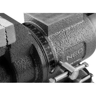 6. 100 mm rotating metalworker's vice, 360 degrees