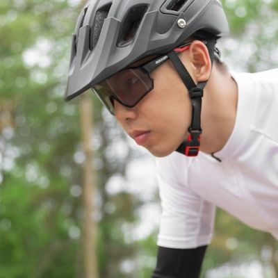 2. Rockbros 10135 Photochromic UV400 Cycling Glasses - Black and Red