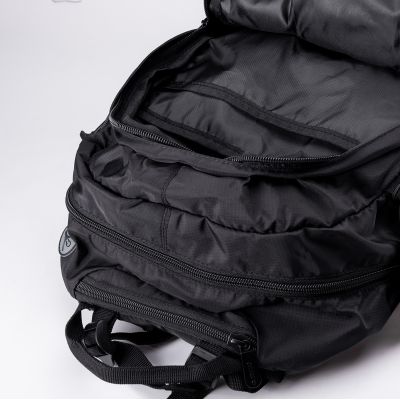 17. Hi-Tec V-Lite 24 backpack 92800556093