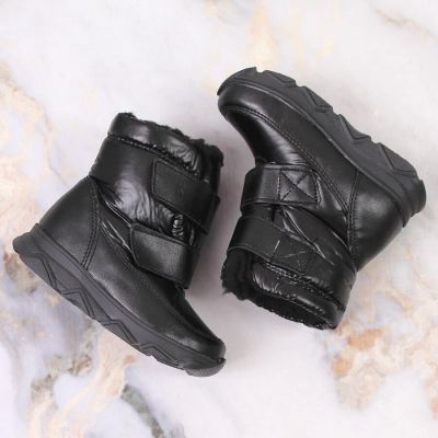 4. Waterproof snow boots with a membrane Kornecki Jr KOR6895A