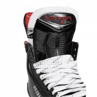 5. Bauer Vapor X5 Pro Sr Hockey Skates 1061681