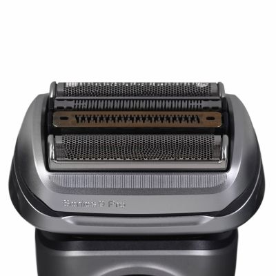6. Braun 9575cc Shaver