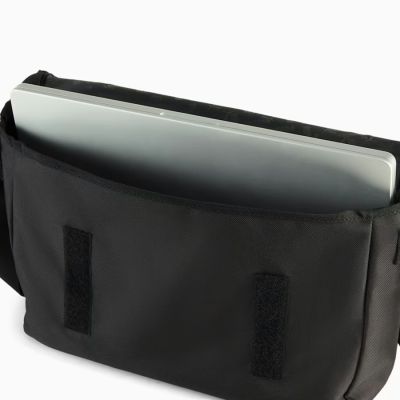 3. Puma Deck Messenger bag 091871-01