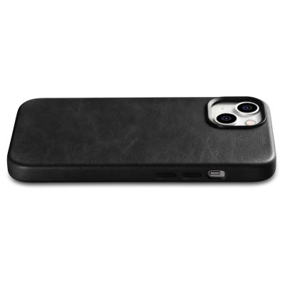 10. iCarer Oil Wax Premium Leather Case iPhone 14 Plus Magnetic Leather Case with MagSafe Black (WMI14220703-BK)