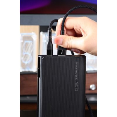 8. VEGER TC130 Power Bank Lithium-Ion (Li-Ion) 25000 mAh Black