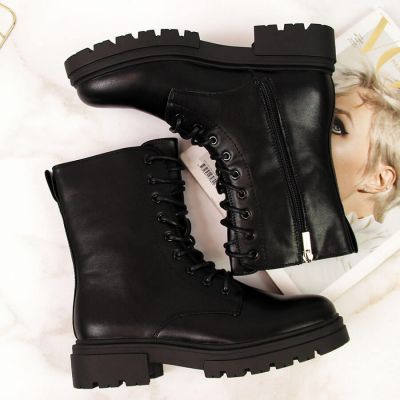 4. eVento W EVE313 Boots