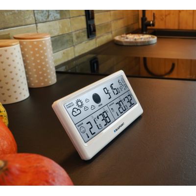 3. Blaupunkt WS20WH Weather Station