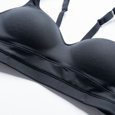 11. IQ Cross The Line Creola W 92800597427 Sports Bra