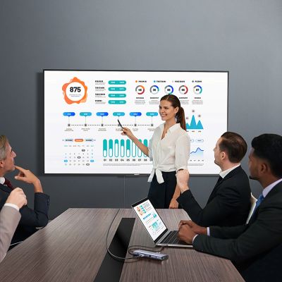 8. Ugreen USB-C 10in1 hub USB-C HDMI Ethernet USB-A 5GB/s SD/TF minijack - gray