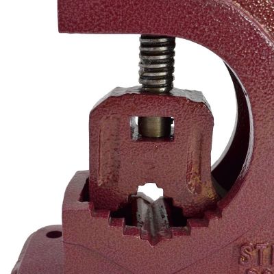 4. AWTOOLS AW24307 bench vice