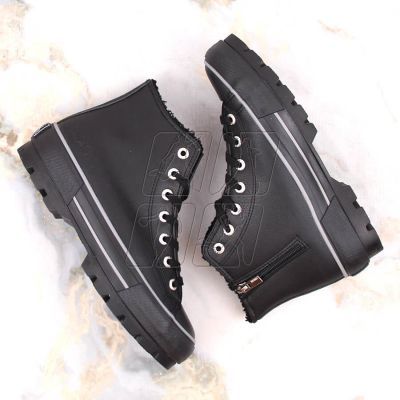 7. Sneakers insulated on the platform Big Star W INT1903C black