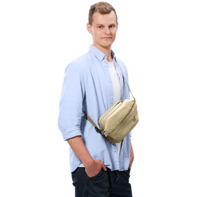 5. Deuter Passway 2 Polyethylene Terephthalate (PET) Ivory Boy, Girl Shoulder Bag