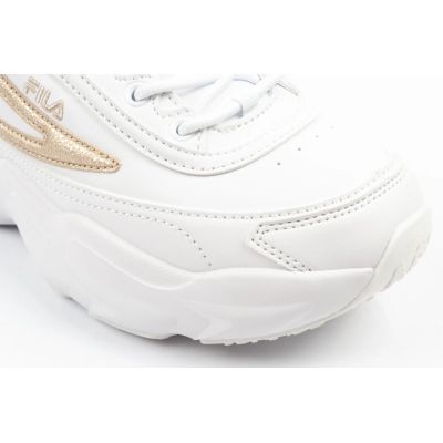 5. Fila women's sports shoes Skye ZP sneakers fashionable white lightweight