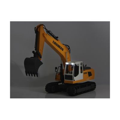 8. Jamara Liebherr R936 1:20 2.4G 6+ excavator
