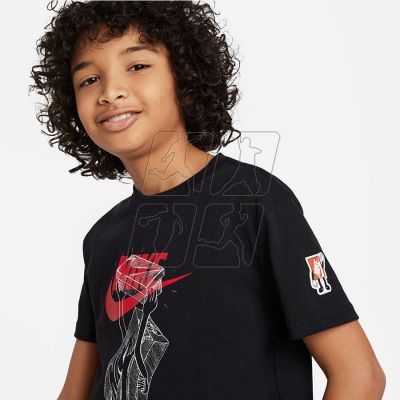 3. Nike Sportswear Jr T-shirt FD3985-010