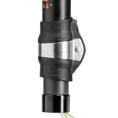 6. LEKI Makalu FX Carbon Trekking Poles 110-130 cm