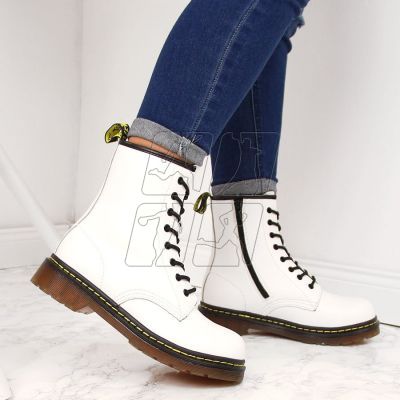 2. Insulated leather boots Filippo W PAW77B white