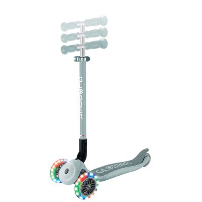 3. PRIMO FOLDABLE LIGHTS 3-Wheel Scooter (432-609-4)