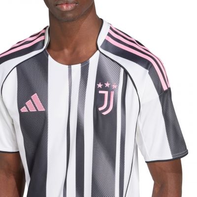 3. adidas Juventus Turin Home Shirt M JJ4320