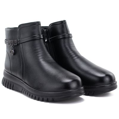 4. Comfortable women's ankle boots with a wedge, black Potocki PT16397