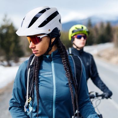 9. Wozinsky MTB bicycle helmet with removable visor, lightweight L - black and white