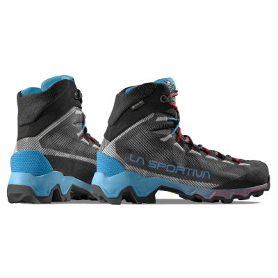 4. La Sportiva Aequilibrium Hike Woman GTX Carbon/Malib