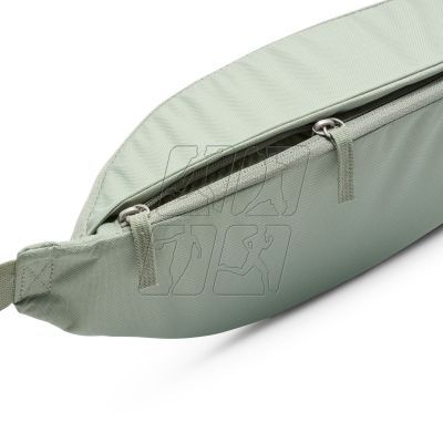 3. Nike Heritage DB0490-370 waist bag