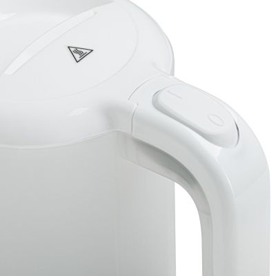 13. ADLER AD 1381 electric kettle