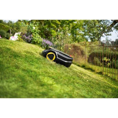 7. KARCHER RCX 4 robot mower - 1.269-740.0