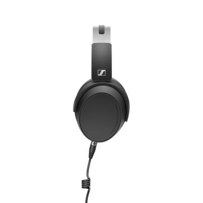 2. Sennheiser HD 480 PRO – Closed-back studio headphones