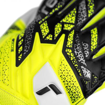 5. Reusch Attrakt Grip Jr 5572815 2014 Goalkeeper Gloves