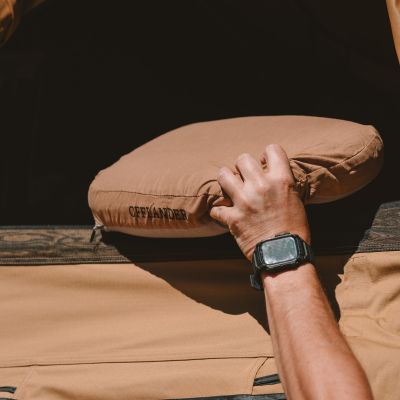 35. OFFLANDER CAMPING PILLOW