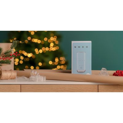 8. SMEG MFF02CREU Milk Frother MFF02CREU