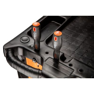 28. Neo Tools 6-drawer tool cabinet