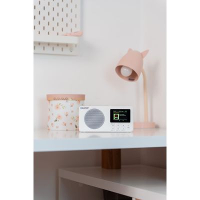7. BLAUPUNKT DAB DR6WH portable radio, white