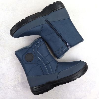 6. Women's flat insulated snow boots, navy blue, Potocki SU33310