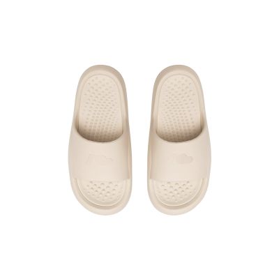 11. Kubota Futuro Cloud Flip Flops Beige K25SS-113-001-03-1