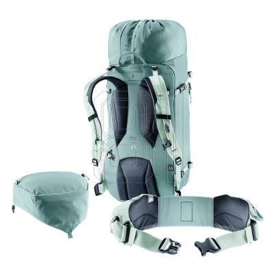 8. Deuter Guide 32+8 SL Backpack 3361423-2288