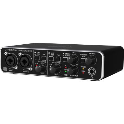 4. Behringer UMC204HD – USB Audio Interface