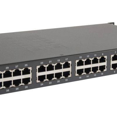 4. LevelOne FE PoE+ Switch 34-Port 19" 250W 1Gbps