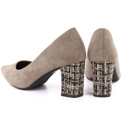 4. Women's light brown suede pumps with a block heel Sergio Leone PB414