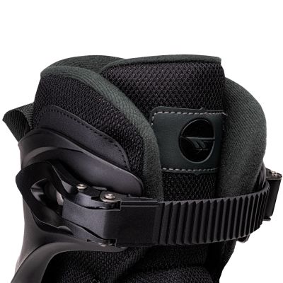 10. Hi-Tec Regatti M 92800438733 Ice Skates