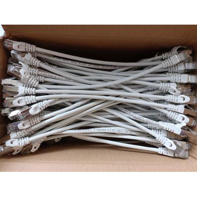 3. Equip Cat6 Patch Cable, 100 pcs, S/FTP, 2x RJ45, 0.25 m, White, LSZH