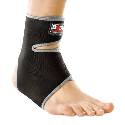 9. BNS 9205E Ankle Brace